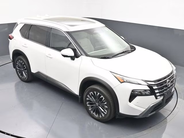 2025 Everest White Pearl Nissan Rogue SL FWD SUV