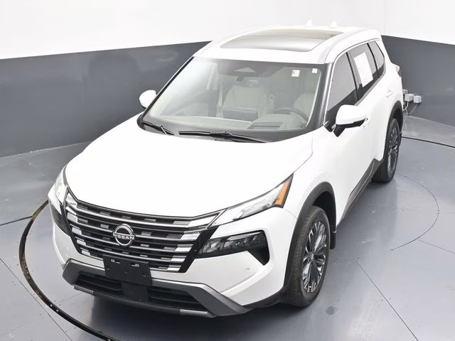 2025 Everest White Pearl Nissan Rogue SL FWD SUV