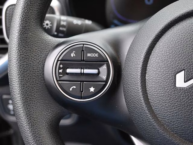 2025 Black Kia Soul LX FWD Hatchback