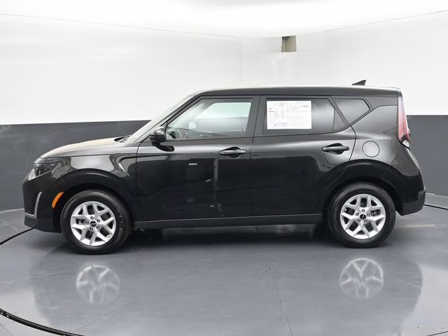 2025 Black Kia Soul LX FWD Hatchback