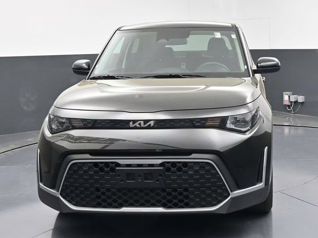 2025 Black Kia Soul LX FWD Hatchback