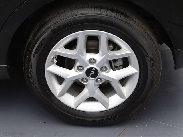 2025 Black Kia Soul LX FWD Hatchback