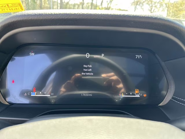 2025 Bright White Clearcoat Jeep Grand Cherokee Limited 4X4 SUV