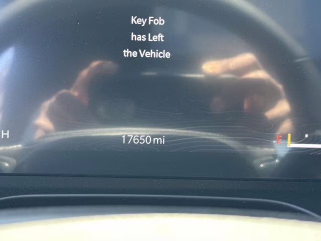 2025 Bright White Clearcoat Jeep Grand Cherokee Limited 4X4 SUV