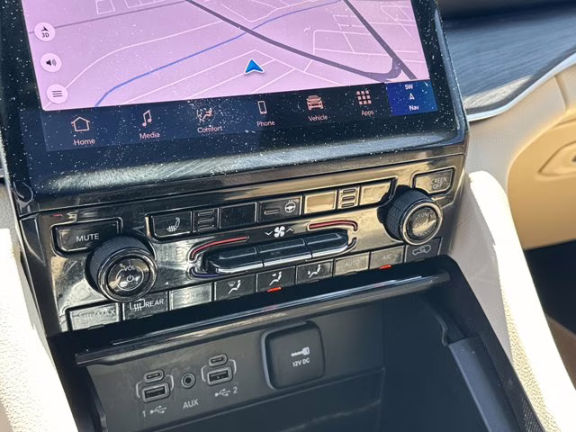 2025 Bright White Clearcoat Jeep Grand Cherokee Limited 4X4 SUV