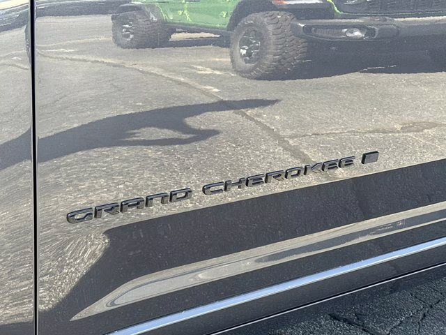 2026 Baltic Gray Metallic Clearcoat Jeep Grand Cherokee Limited Reserve 4X4 SUV