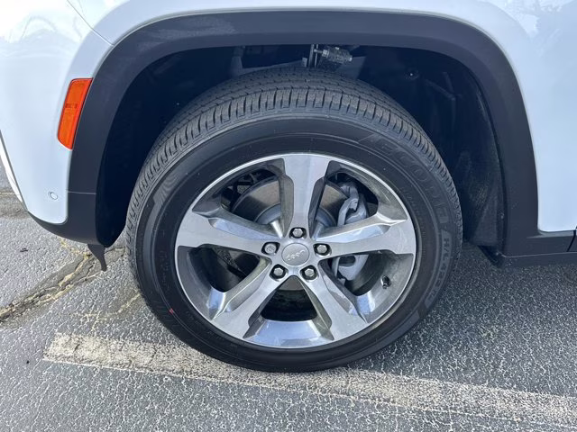 2026 Bright White Clearcoat Jeep Grand Cherokee Limited 4X4 SUV