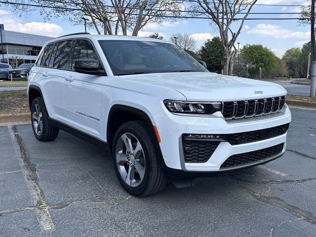 2026 Bright White Clearcoat Jeep Grand Cherokee Limited 4X4 SUV