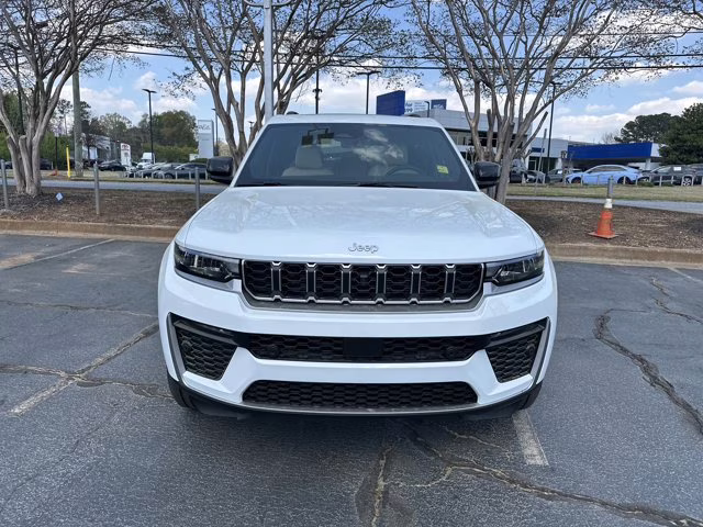 2026 Bright White Clearcoat Jeep Grand Cherokee Limited 4X4 SUV