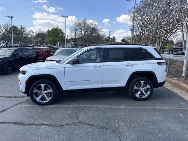 2026 Bright White Clearcoat Jeep Grand Cherokee Limited 4X4 SUV
