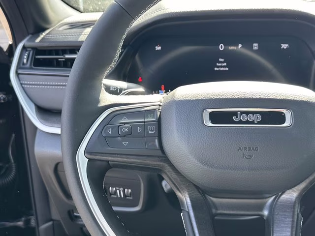 2026 Diamond Black Crystal Pearlcoat Jeep Grand Cherokee L Limited 4X4 SUV