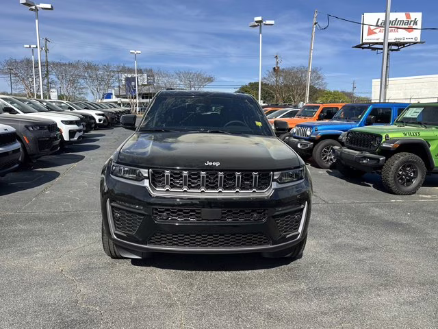 2026 Diamond Black Crystal Pearlcoat Jeep Grand Cherokee L Limited 4X4 SUV