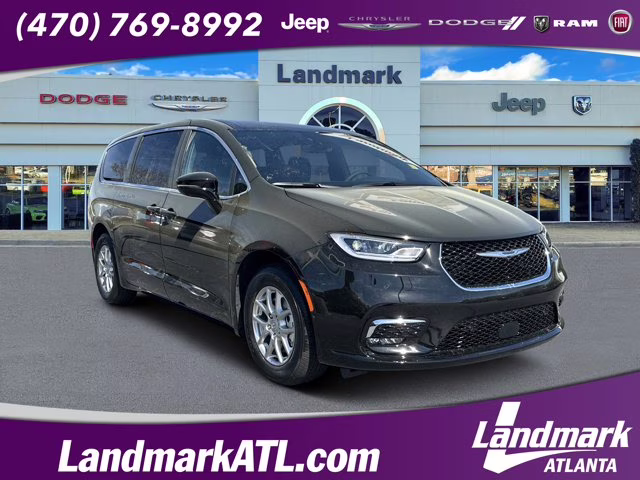 2026 Diamond Black Crystal Pearlcoat Chrysler Pacifica Select FWD Van