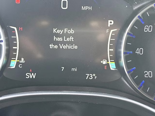 2026 Diamond Black Crystal Pearlcoat Chrysler Pacifica Select FWD Van