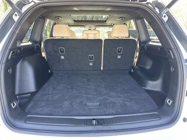 2025 Bright White Clearcoat Jeep Grand Cherokee Limited 4X4 SUV