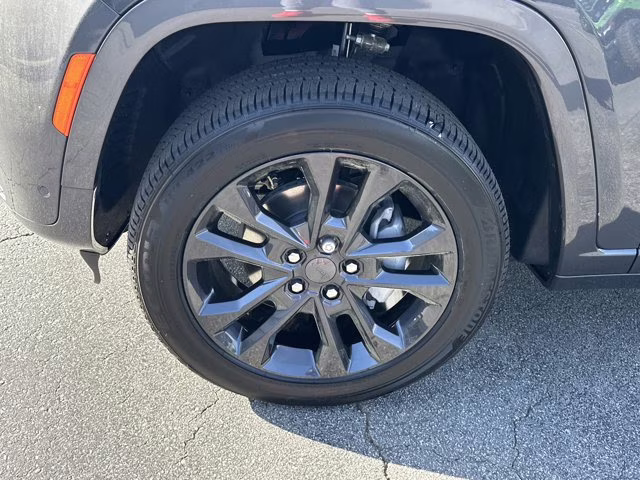 2026 Baltic Gray Metallic Clearcoat Jeep Grand Cherokee Limited Reserve 4X4 SUV