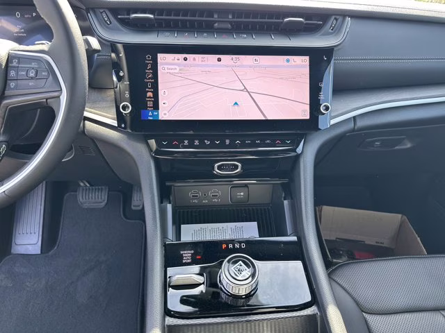 2026 Diamond Black Crystal Pearlcoat Jeep Grand Cherokee L Limited 4X4 SUV