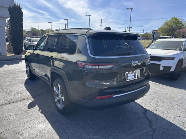 2026 Diamond Black Crystal Pearlcoat Jeep Grand Cherokee L Limited 4X4 SUV