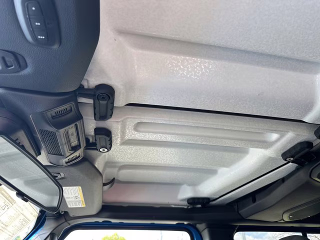 2026 Hydro Blue Pearl Coat Jeep Wrangler Willys 4X4 Convertible