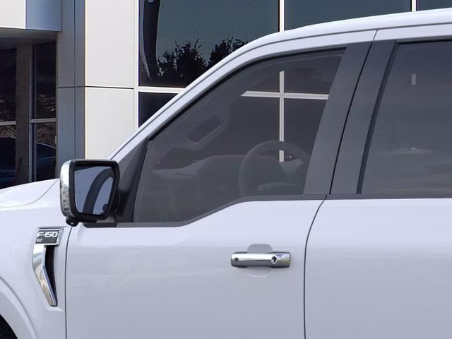 2025 Space White Metallic Ford F-150 XLT 4X4 Truck