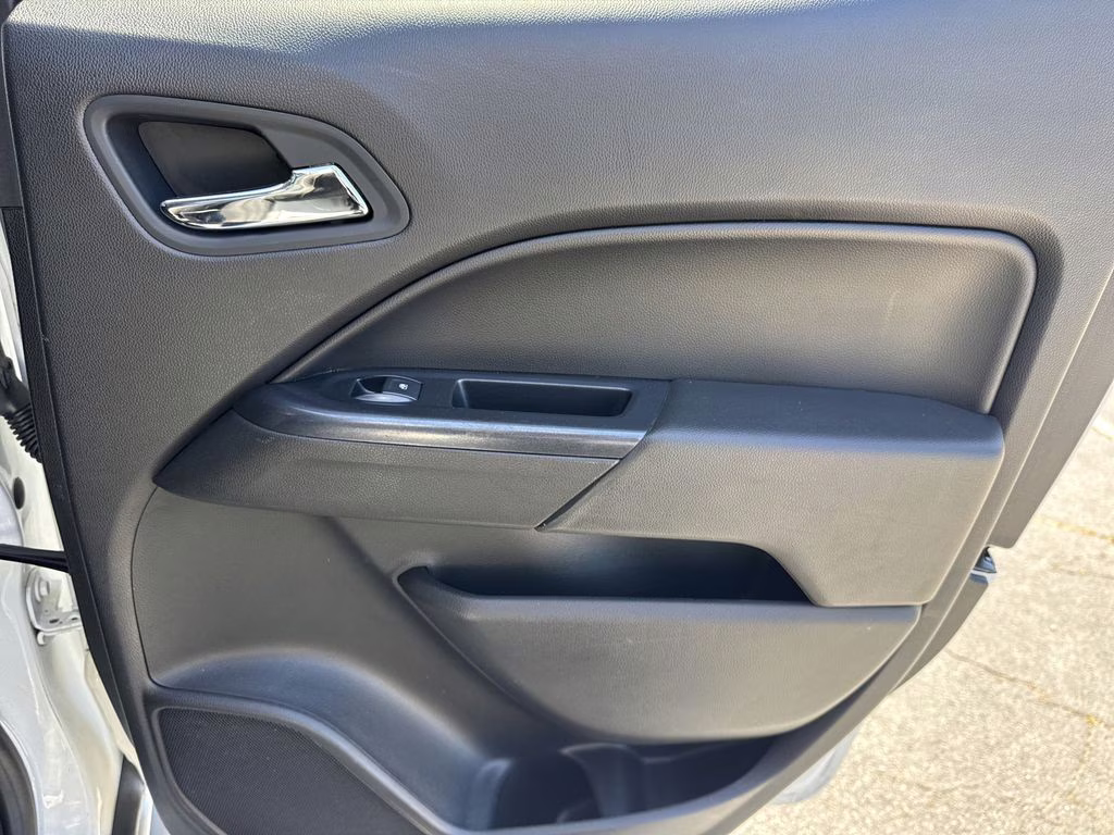 2021 Summit White Chevrolet Colorado LT RWD Truck