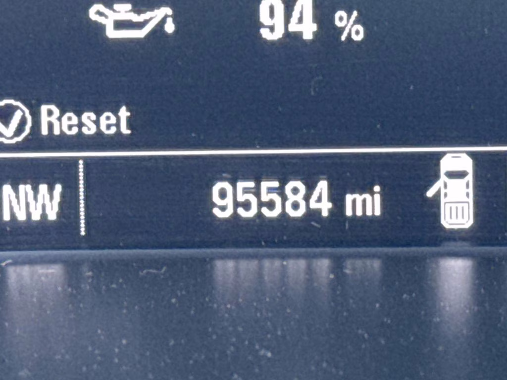 2021 Summit White Chevrolet Colorado LT RWD Truck