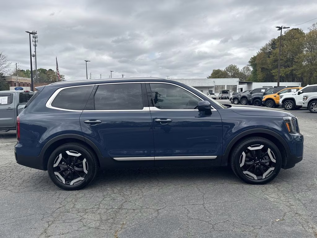 2025 Midnight Lake Blue Kia Telluride S FWD SUV