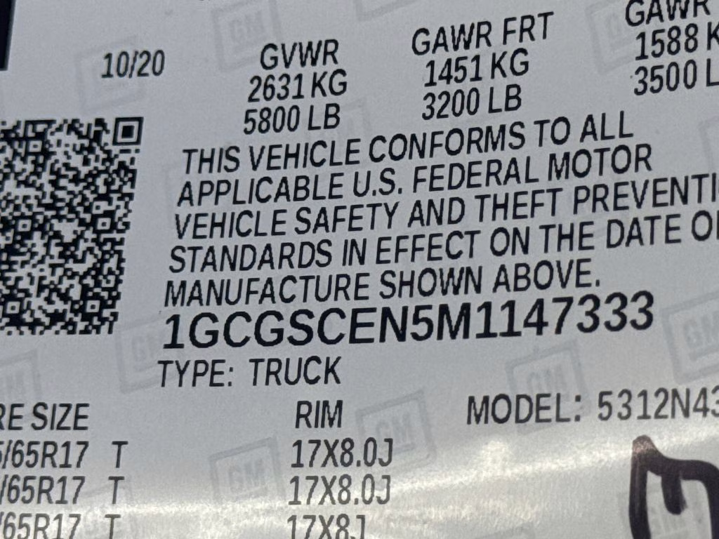 2021 Summit White Chevrolet Colorado LT RWD Truck