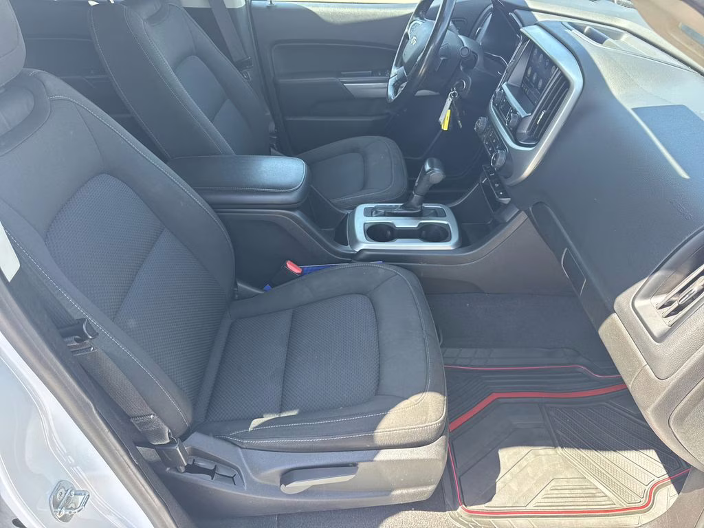 2021 Summit White Chevrolet Colorado LT RWD Truck