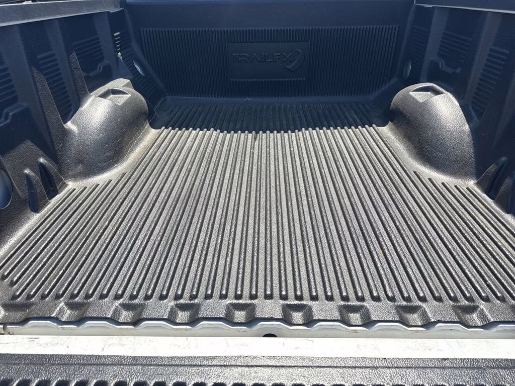 2021 Summit White Chevrolet Colorado LT RWD Truck