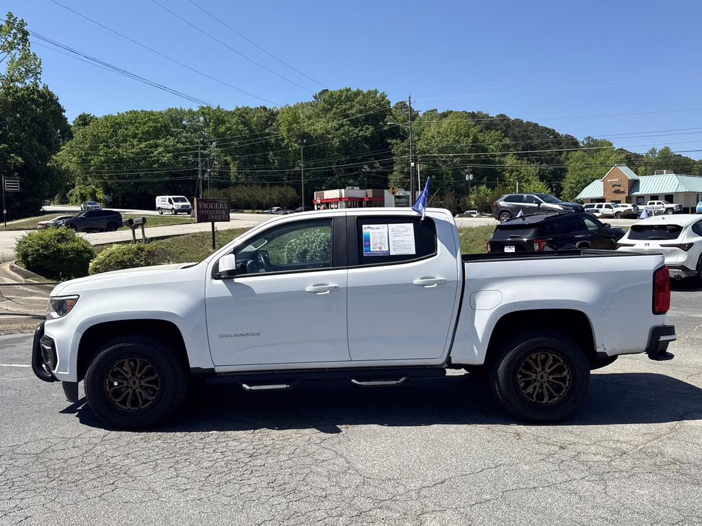 2021 Summit White Chevrolet Colorado LT RWD Truck