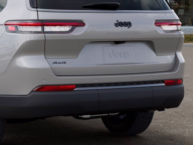 2026 Silver Zynith Jeep Grand Cherokee L Laredo 4X4 SUV
