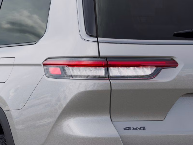 2026 Silver Zynith Jeep Grand Cherokee L Laredo 4X4 SUV