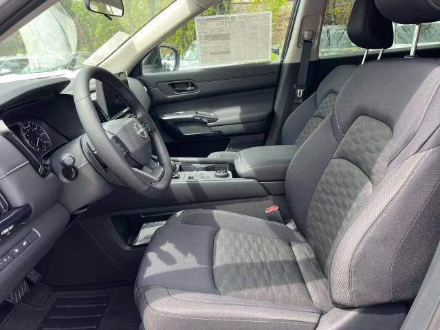 2026 White Nissan Pathfinder SV 4X4 SUV