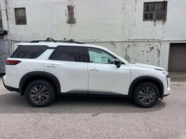 2026 White Nissan Pathfinder SV 4X4 SUV