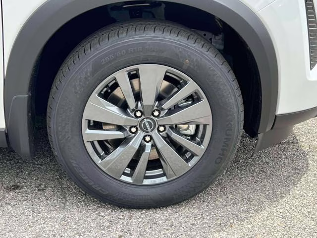 2026 White Nissan Pathfinder SV 4X4 SUV