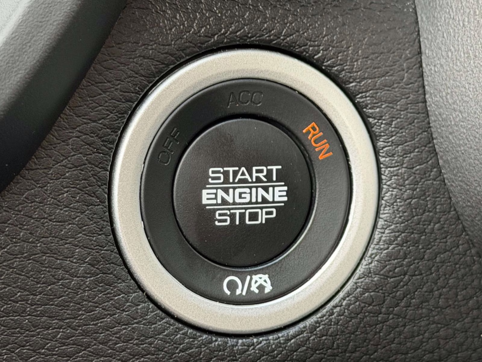 2020 White Ram 1500 Big Horn 4x4 Crew Cab 5'7 Box 4X4 Truck