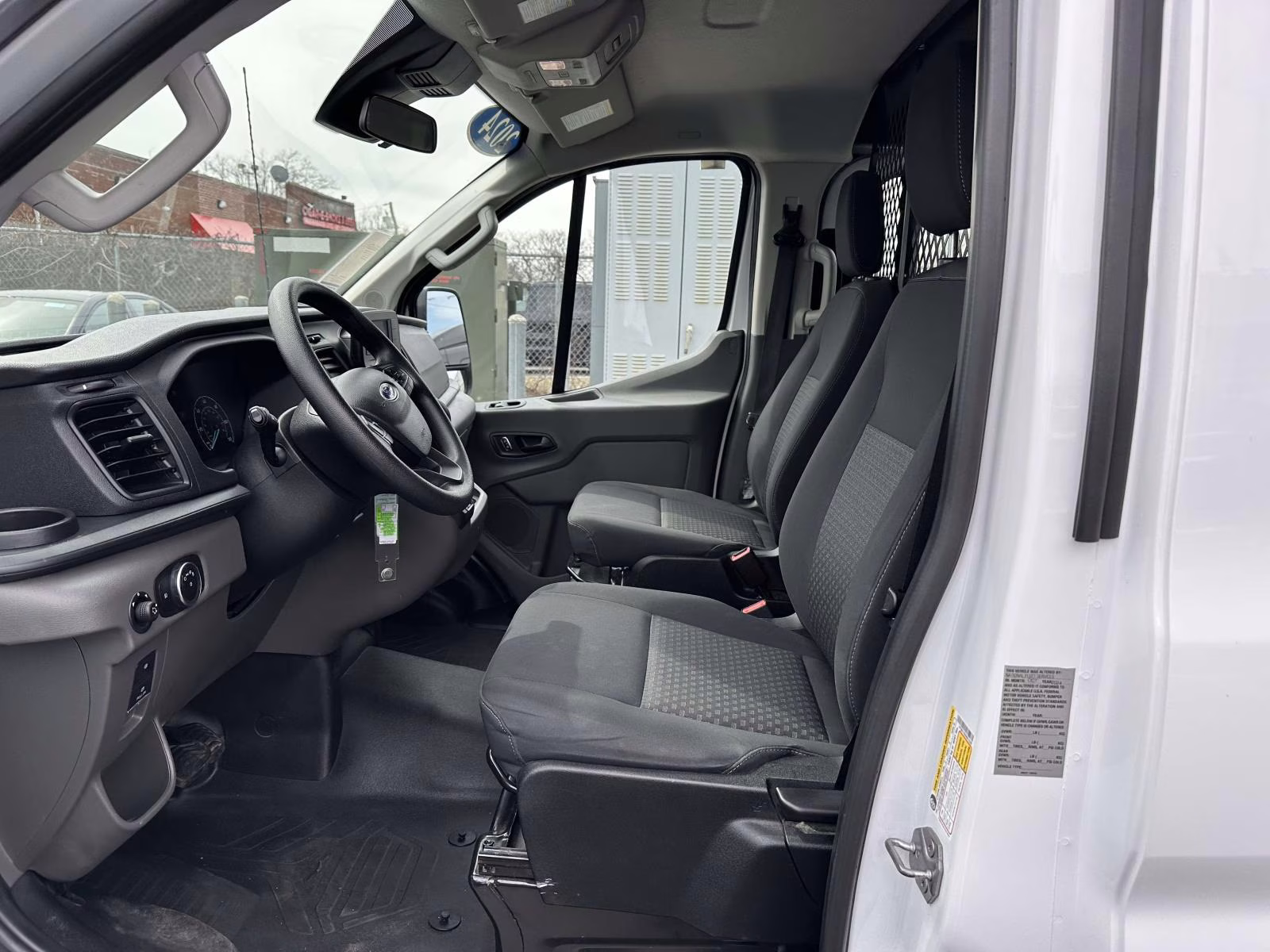 2024 Oxford White Ford Transit Cargo Van T-250 130 Low Rf 9070 GVWR RWD RWD Van