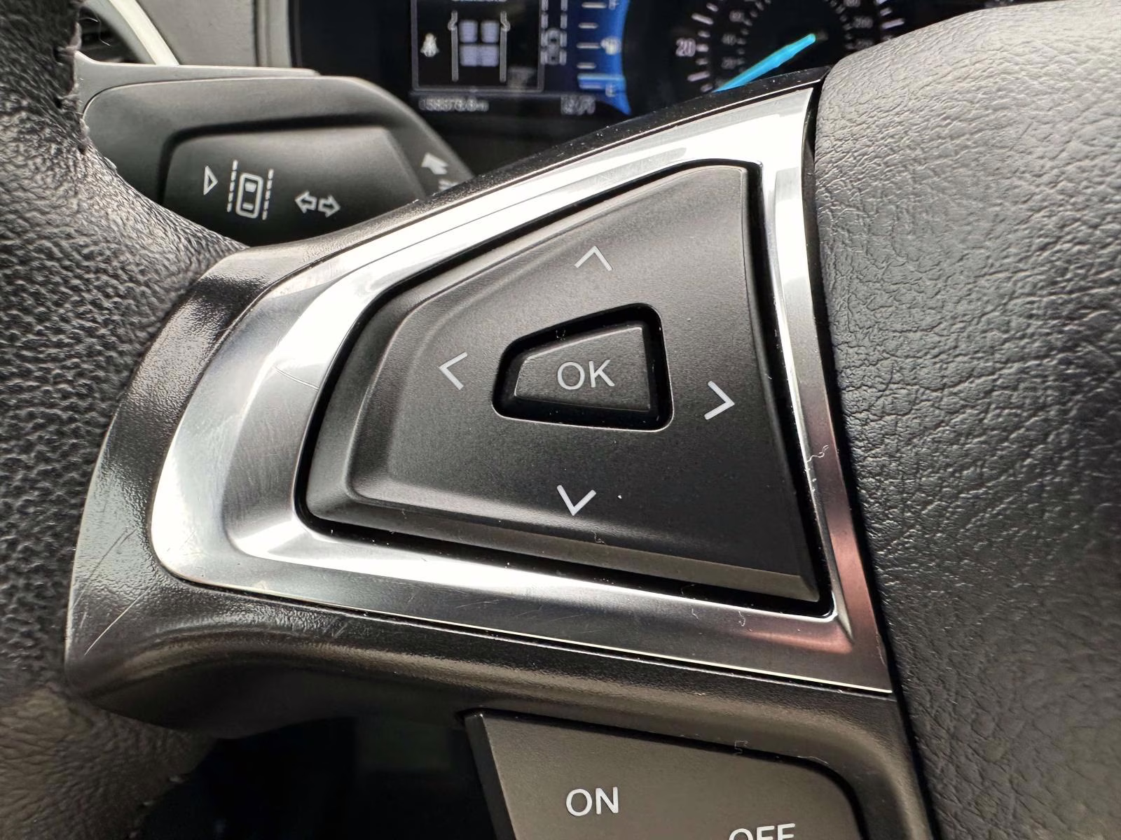 2024 Carbonized Gray Metallic Ford Edge SEL AWD AWD SUV