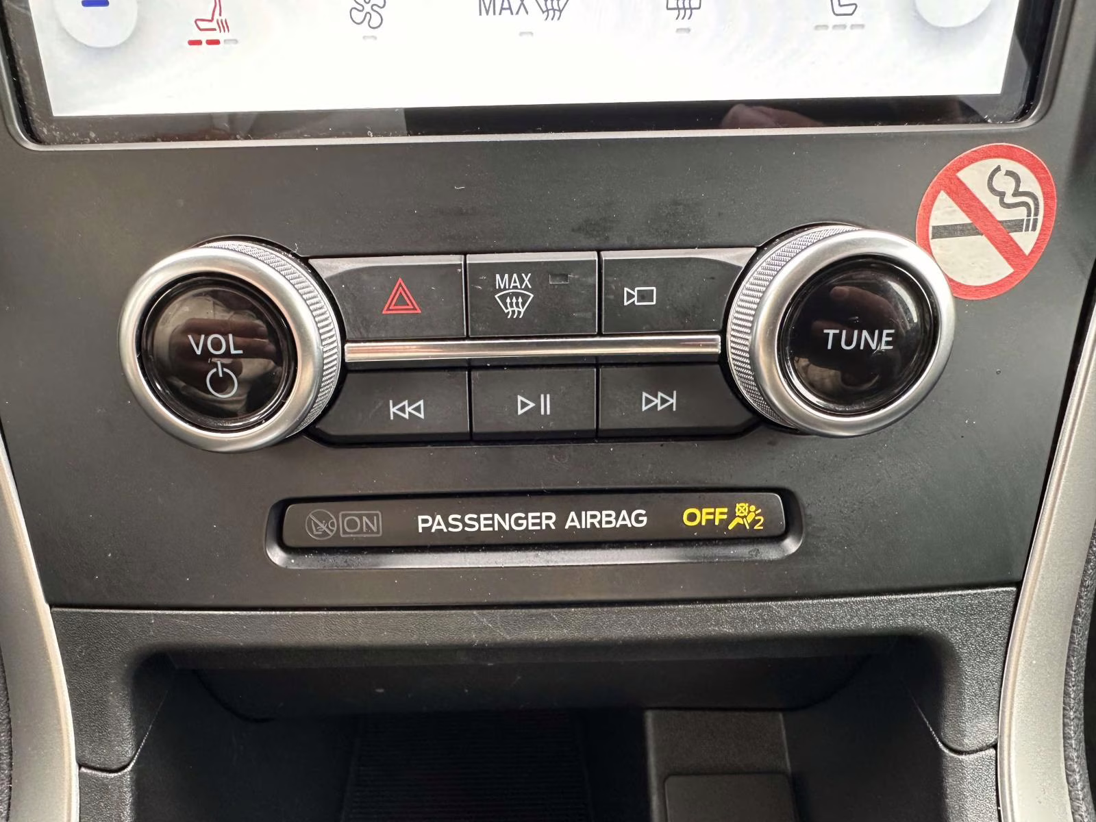 2024 Carbonized Gray Metallic Ford Edge SEL AWD AWD SUV
