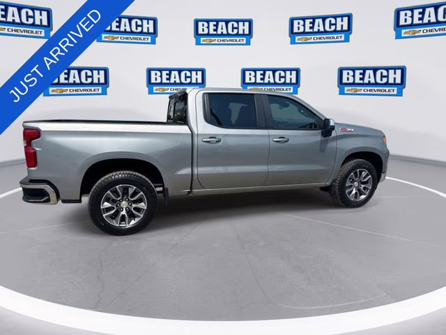 2026 Sterling Gray Metallic Chevrolet Silverado 1500 LT 4X4 Truck