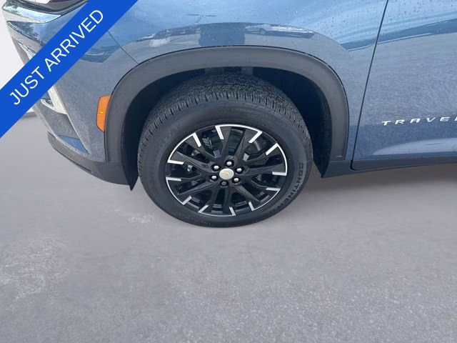 2026 Lakeshore Blue Metallic Chevrolet Traverse LT FWD SUV