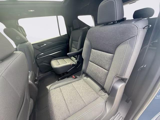 2026 Lakeshore Blue Metallic Chevrolet Traverse LT FWD SUV