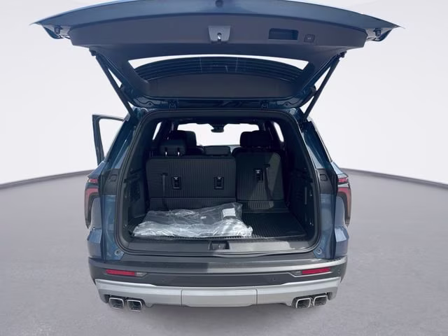 2026 Lakeshore Blue Metallic Chevrolet Traverse LT FWD SUV