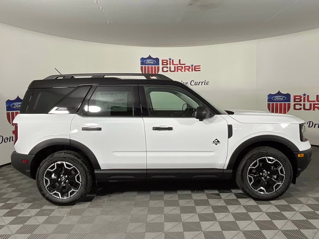 2026 Oxford White Ford Bronco Sport Outer Banks 4X4 SUV