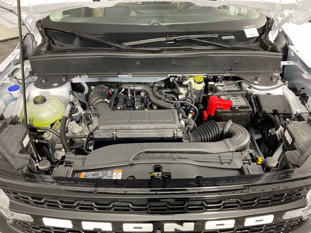 2026 Oxford White Ford Bronco Sport Outer Banks 4X4 SUV