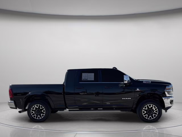 2025 Diamond Black Crystal Pearlcoat Ram 2500 Limited 4X4 Truck