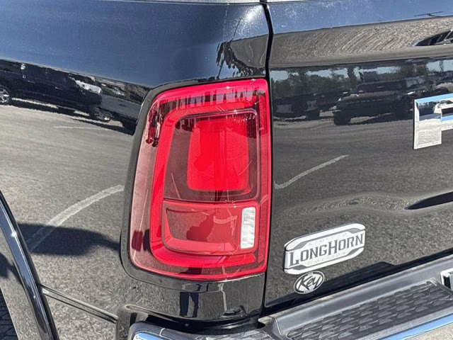 2025 Diamond Black Crystal Pearlcoat Ram 2500 Limited 4X4 Truck