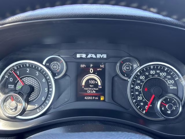 2024 Billet Silver Metallic Clearcoat Ram 2500 Big Horn 4X4 Truck