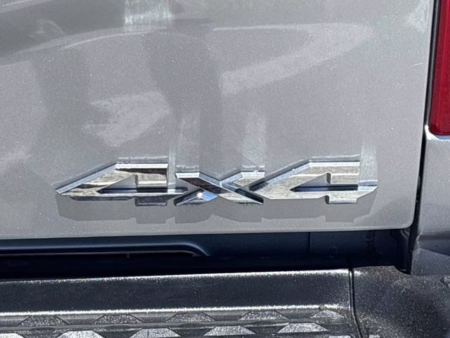 2024 Billet Silver Metallic Clearcoat Ram 2500 Big Horn 4X4 Truck